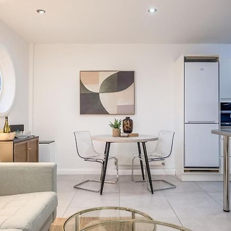 Central Belfast Apartments, Salisbury Экстерьер фото