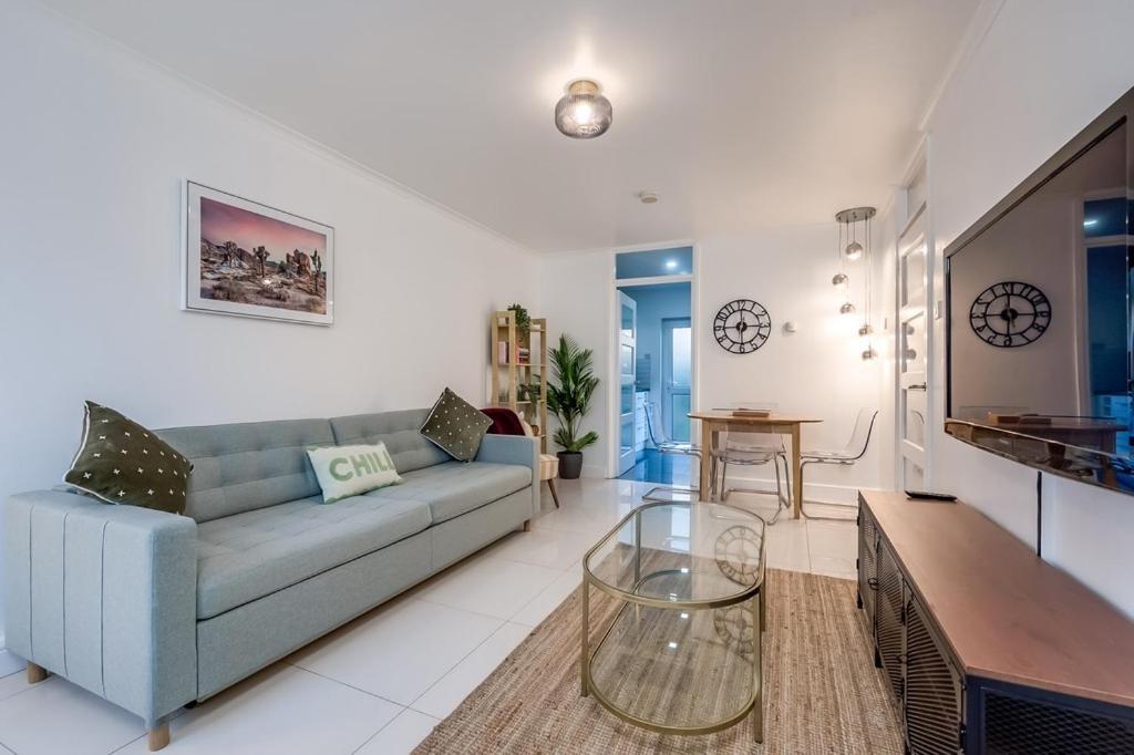 Central Belfast Apartments, Salisbury Экстерьер фото