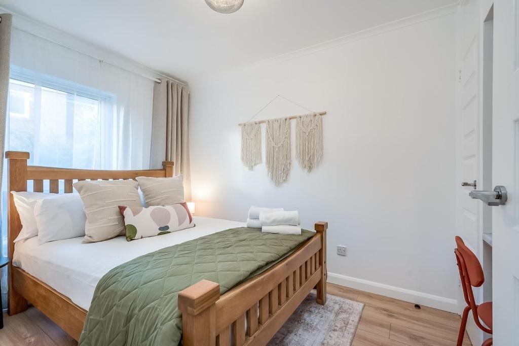 Central Belfast Apartments, Salisbury Экстерьер фото
